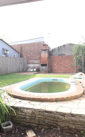 Casa à venda com 600m², 3 quartos e 5 vagasJardim da casa 02