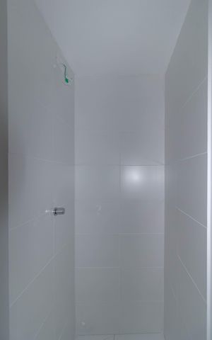 Apartamento à venda com 34m², 2 quartos e sem vaga Apartamento à venda com 34m², 2 quartos e sem vagaBanheiro