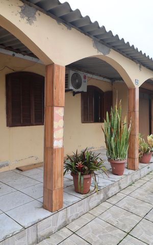 Casa à venda com 100m², 2 quartos e 2 vagasÁrea externa