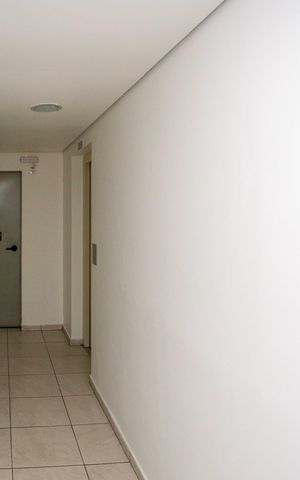 Apartamento à venda com 67m², 2 quartos e 1 vagaHall de entrada