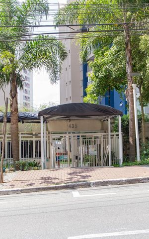 Apartamento à venda com 67m², 2 quartos e 1 vagaFachada e portaria