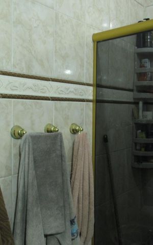 Casa à venda com 330m², 3 quartos e 3 vagasBanheiro