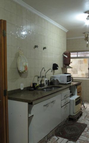 Casa à venda com 330m², 3 quartos e 3 vagasCozinha