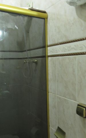 Casa à venda com 330m², 3 quartos e 3 vagasBanheiro