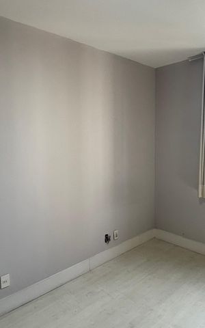 Apartamento à venda com 270m², 4 quartos e 3 vagas Apartamento à venda com 270m², 4 quartos e 3 vagasSuíte 2