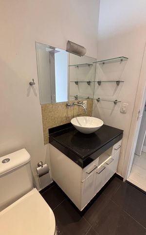 Apartamento à venda com 270m², 4 quartos e 3 vagas Apartamento à venda com 270m², 4 quartos e 3 vagasBanheiro da Suíte 4