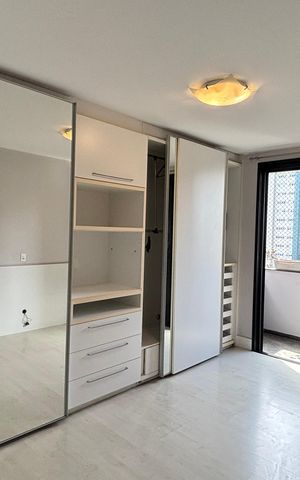 Apartamento à venda com 270m², 4 quartos e 3 vagas Apartamento à venda com 270m², 4 quartos e 3 vagasSuíte 4