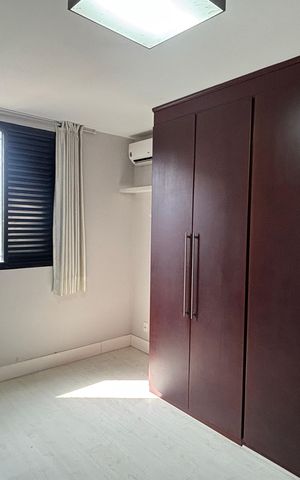 Apartamento à venda com 270m², 4 quartos e 3 vagas Apartamento à venda com 270m², 4 quartos e 3 vagasSuíte 2