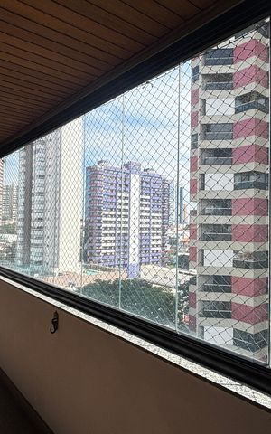 Apartamento à venda com 270m², 4 quartos e 3 vagas Apartamento à venda com 270m², 4 quartos e 3 vagasVaranda da Sala
