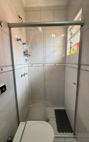 Casa à venda com 240m², 3 quartos e 3 vagasBanheiro
