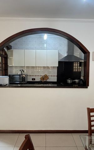 Casa à venda com 240m², 3 quartos e 3 vagasCozinha