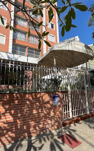 Apartamento para alugar com 52m², 2 quartos e 1 vaga Apartamento para alugar com 52m², 2 quartos e 1 vagaFachada e portaria