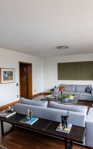 Apartamento à venda com 186m², 4 quartos e 2 vagas Apartamento à venda com 186m², 4 quartos e 2 vagasSala