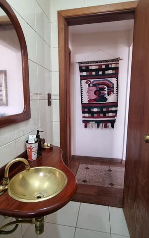 Casa à venda com 189m², 3 quartos e 2 vagas Casa à venda com 189m², 3 quartos e 2 vagasBanheiro 3