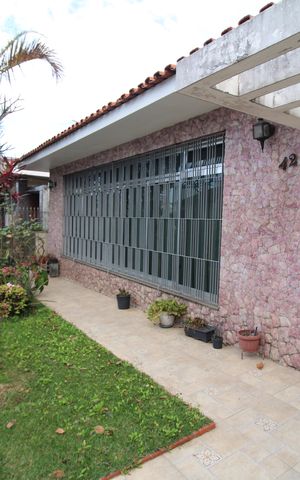 Casa à venda com 276m², 3 quartos e 2 vagasGaragem