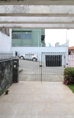 Casa à venda com 276m², 3 quartos e 2 vagasGaragem
