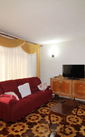 Casa à venda com 276m², 3 quartos e 2 vagasSala 2