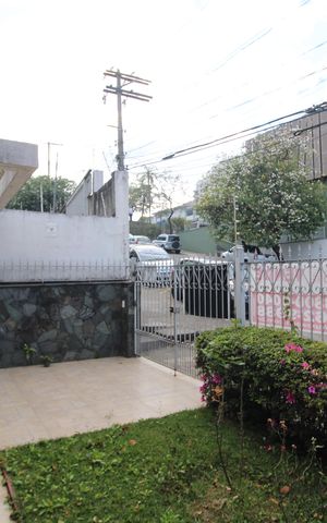 Casa à venda com 276m², 3 quartos e 2 vagasGaragem