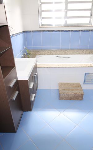 Casa à venda com 276m², 3 quartos e 2 vagasBanheiro do Quarto 1