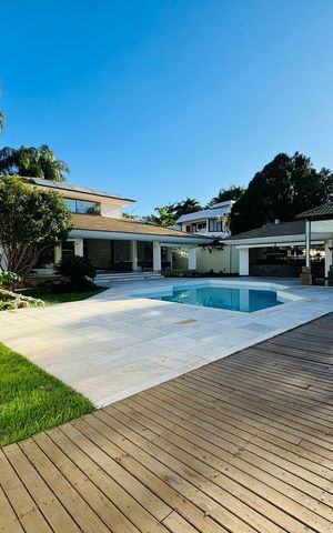 Casa à venda com 1199m², 4 quartos e 8 vagas