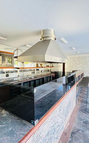 Casa à venda com 1199m², 4 quartos e 8 vagas