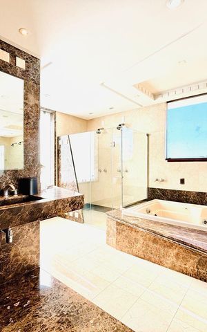 Casa à venda com 1199m², 4 quartos e 8 vagas