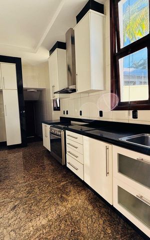 Casa à venda com 1199m², 4 quartos e 8 vagas