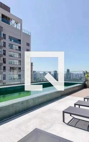Studio à venda com 25m², 1 quarto e sem vaga Studio à venda com 25m², 1 quarto e sem vagaPiscina