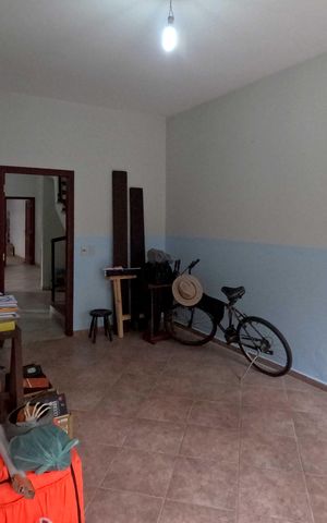 Casa para alugar com 250m², 4 quartos e 6 vagasSala 1 