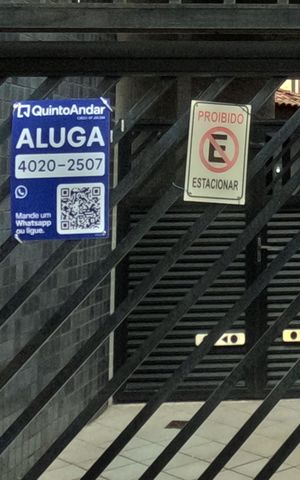 Casa para alugar com 250m², 4 quartos e 6 vagas Casa para alugar com 250m², 4 quartos e 6 vagasPlaca