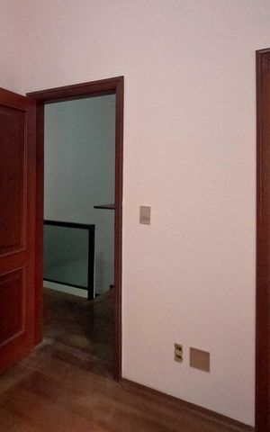 Casa para alugar com 250m², 4 quartos e 6 vagasSuíte 1