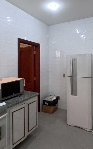 Casa para alugar com 250m², 4 quartos e 6 vagasCozinha