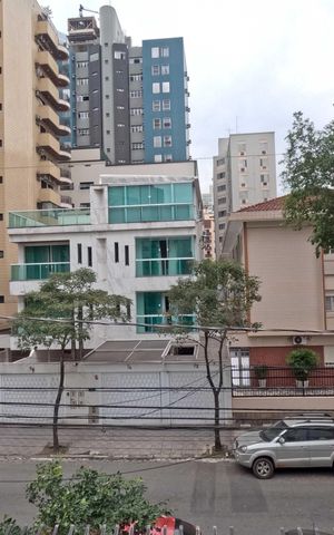 Casa para alugar com 250m², 4 quartos e 6 vagasVaranda
