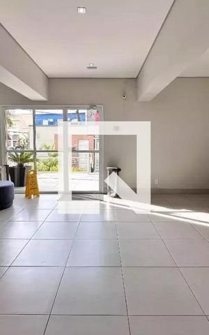 Apartamento à venda com 34m², 2 quartos e sem vaga Apartamento à venda com 34m², 2 quartos e sem vagaHall social