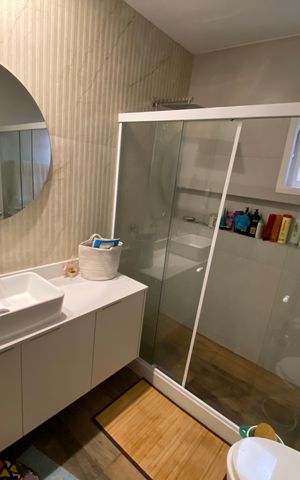 Casa à venda com 600m², 6 quartos e 3 vagas Casa à venda com 600m², 6 quartos e 3 vagasBanheiro Suite 3