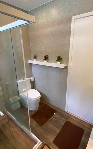 Casa à venda com 600m², 6 quartos e 3 vagas Casa à venda com 600m², 6 quartos e 3 vagasBanheiro da Suíte 1