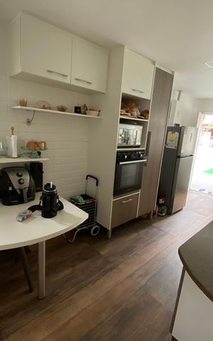 Casa à venda com 600m², 6 quartos e 3 vagas Casa à venda com 600m², 6 quartos e 3 vagasCozinha