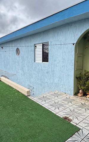 Casa à venda com 187m², 3 quartos e 2 vagasQuintal