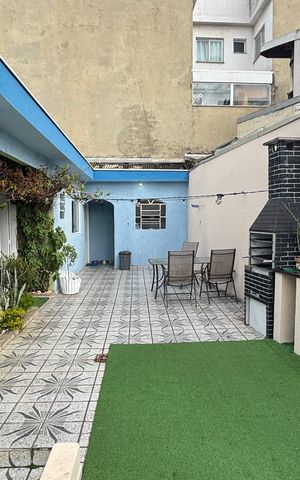 Casa à venda com 187m², 3 quartos e 2 vagasQuintal