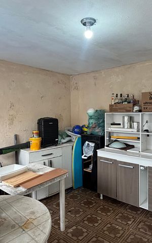 Casa à venda com 187m², 3 quartos e 2 vagasPorão