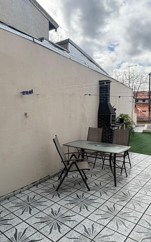 Casa à venda com 187m², 3 quartos e 2 vagasQuintal