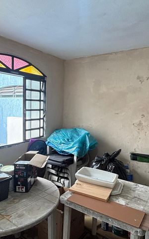 Casa à venda com 187m², 3 quartos e 2 vagasPorão