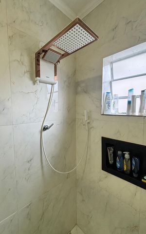 Casa à venda com 187m², 3 quartos e 2 vagasBanheiro da Suíte