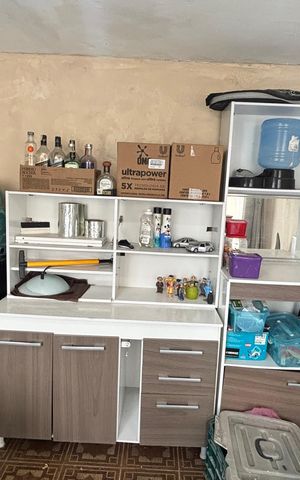 Casa à venda com 187m², 3 quartos e 2 vagasPorão
