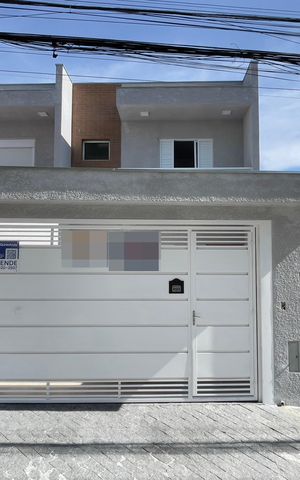 Casa para alugar com 180m², 3 quartos e 2 vagasFachada