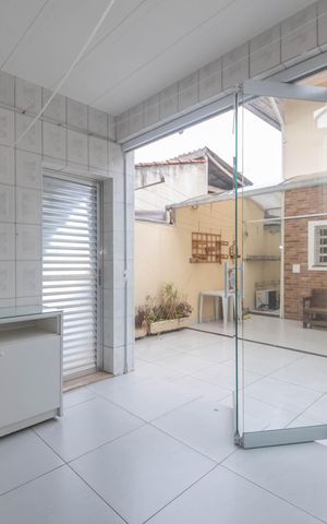 Casa para alugar com 125m², 2 quartos e 2 vagasÁrea de Serviço