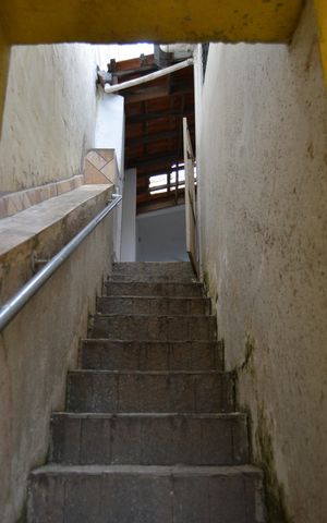 Casa à venda com 165m², 4 quartos e 2 vagasQuintal