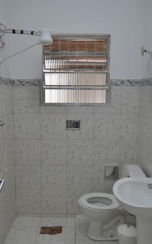 Casa à venda com 165m², 4 quartos e 2 vagasBanheiro Social