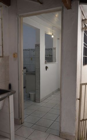 Casa à venda com 165m², 4 quartos e 2 vagasÁrea de Serviço