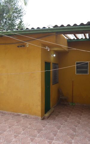 Casa à venda com 165m², 4 quartos e 2 vagasQuintal